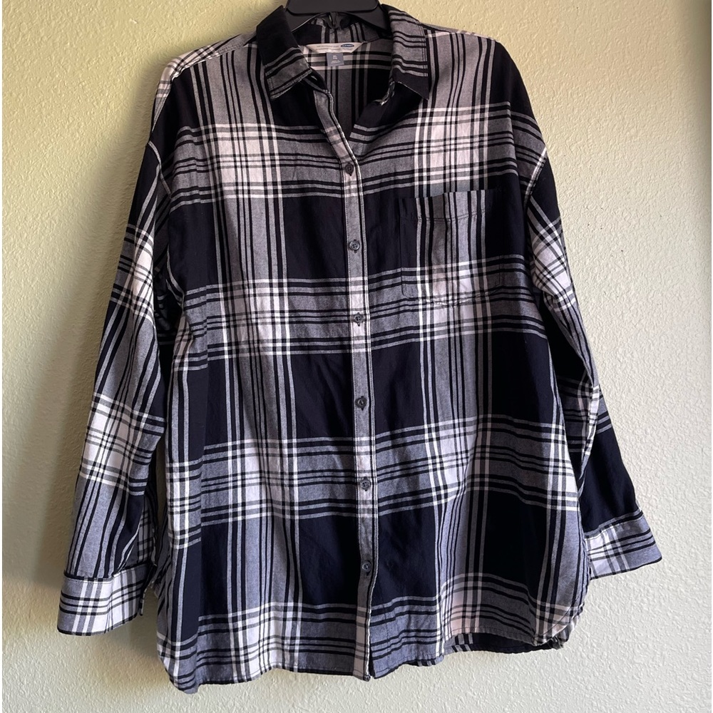Old navy shirt